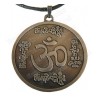Ciondolo Feng-Shui – Om Mani Padme Hung – Bronzo satinato